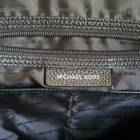 Michale Kors Black Leather Handbag - Picture 5 of 14